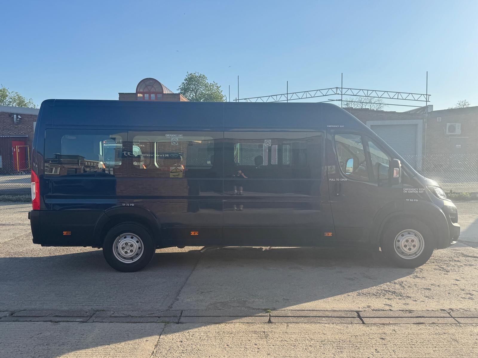 Peugeot Boxer image 6